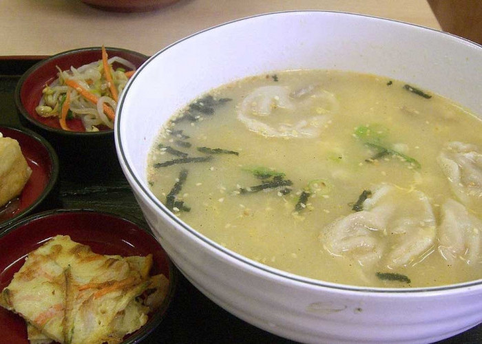 Beneran Enak! Resep Sup Pangsit Khas Korea Halal, Dijamin Rasanya Bikin Nagih