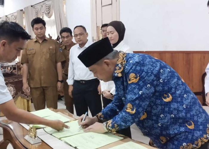 Jalan Cor Beton 12 KM Dibangun di Lahat! Bupati Bursah Zarnubi Gandeng Supreme Energy Garap Jalur Strategis