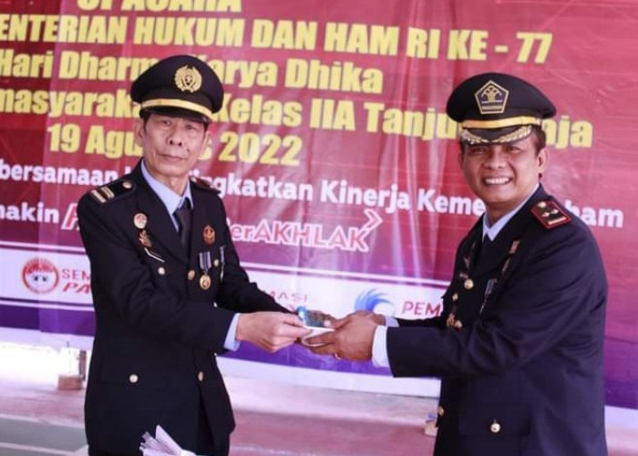 Puncak HDKD Ke-77, Lapas Tanjung Raja Kemenkumham Sumsel Gelar Tasyakuran dan Potong Tumpeng