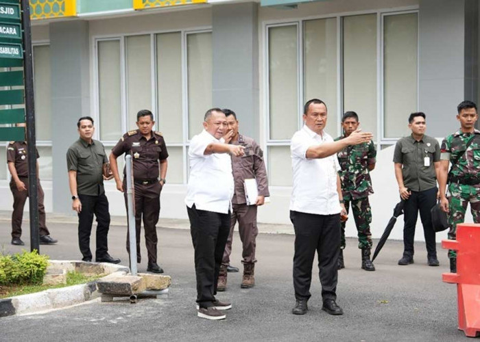 Pesan Tegas Dr. Ketut Sumedana Saat Tinjau Proyek Baru Kejati Sumsel