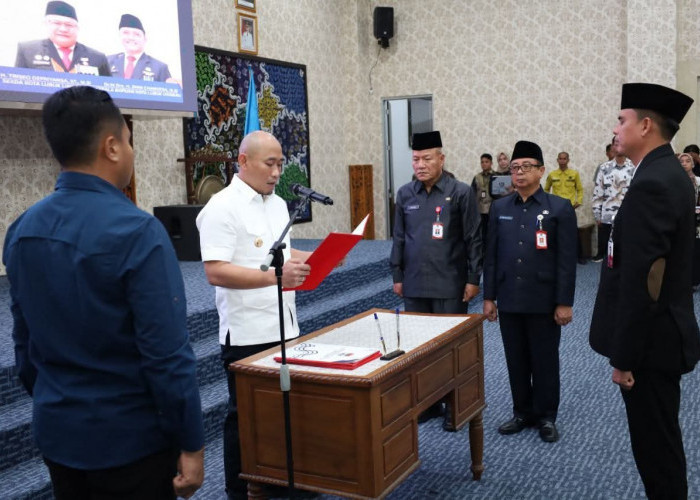 Wali Kota Lubuk Linggau H Rachmat Hidayat Lantik Fahrizal Raharja sebagai Kasat Pol PP