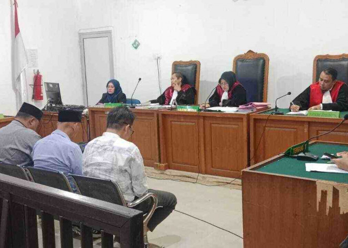 Kasus Dana Hibah Pilkada Prabumulih: Ketua KPU Dituntut 10 Tahun, 2 Lainnya 8,5 Tahun