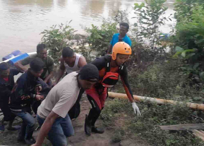 Tragis, Warga Mura yang Hilang saat Mencari Ikan di Sungai Musi Ditemukan Tewas Tersangkut di Eceng Gondok