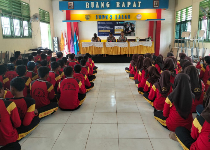 Datangi SMP Negeri 2 Lalan, Polsek Lalan Sosialisasikan Penerimaan SMA Taruna Kemala Bhayangkara