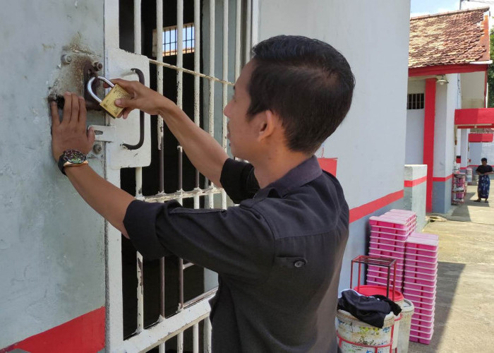 Lapas Sekayu Rutin Lakukan Pemeriksaan Gembok Kamar Warga Binaan