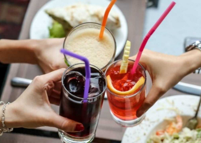 Berbuka Puasa dengan Minuman Bersoda? Ini Plus Minusnya bagi Tubuh