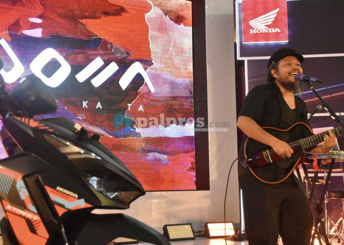 Bikin Merinding! Pusakata Tampil Memukau di Palembang, Penonton Larut dalam Suasana Syahdu