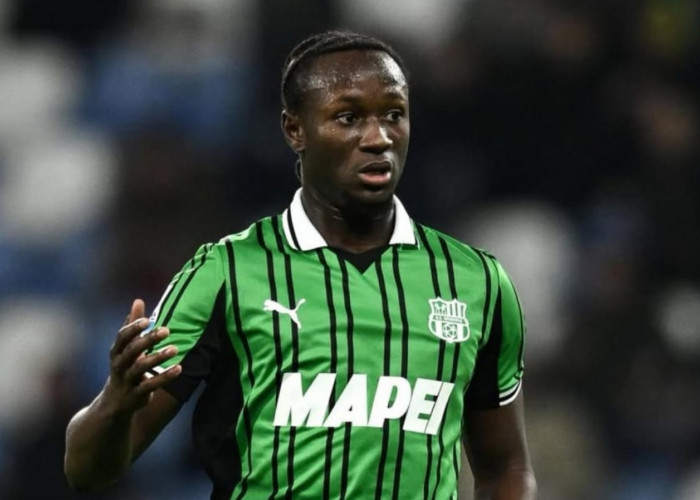 Roma Ingin Merekrut Gelandang Baru Menjelang Kemungkinan Kepergian Pemain Utama