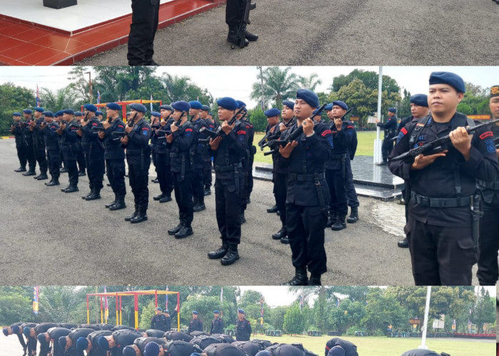 Jaga Kedisiplinan, Personel Satrimob Polda Sumsel Batalyon B Pelopor Gelar Latihan PBB Bersenjata