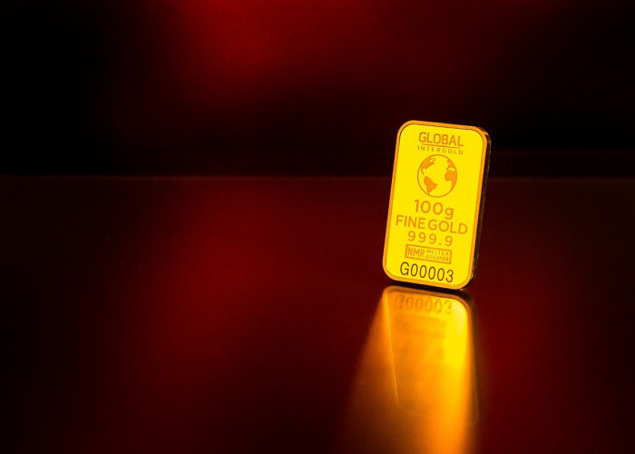 Harga Emas Antam di Palembang 9 Mei 2025 Turun Rp27.000 per Gram