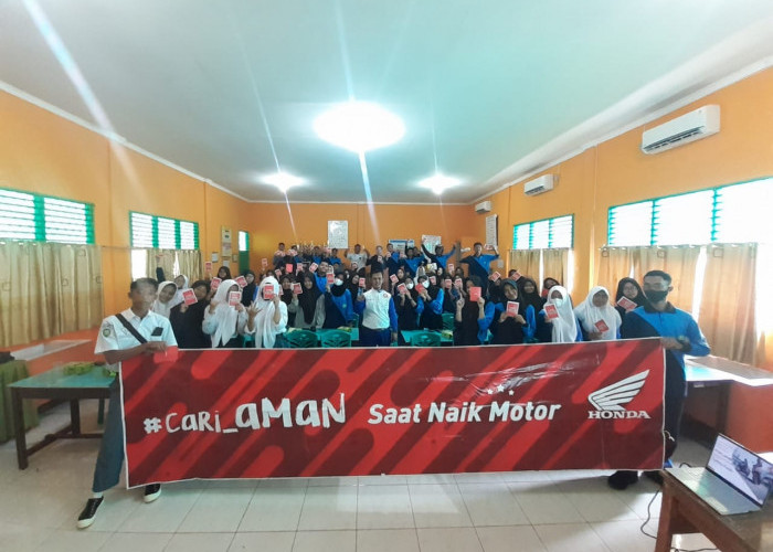 Edukasi Safety Riding Astra Motor Sumsel Bersama SMAN 13 Palembang 