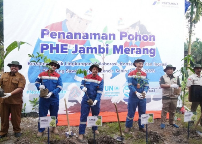 Ciptakan Lingkungan yang Baik, PHE Jambi Merang Ajak Warga hingga Mahasiswa Tanam Pohon Besama