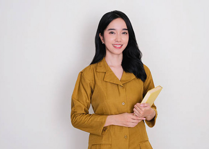 Alhamdulillah! Guru Honorer Tak Akan Di-PHK, Dirjen Nunuk Berikan Solusi Ini