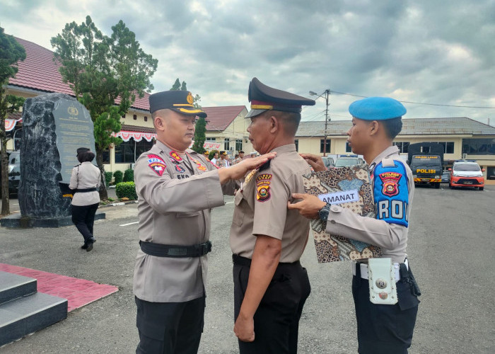 Kapolsek Kikim Naik Pangkat Pengabdian