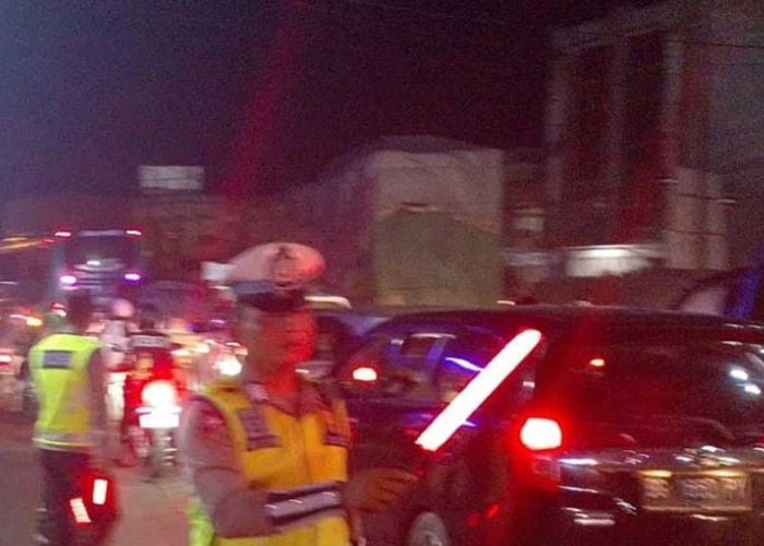 Rawan Macet Berjam-jam, Pemudik Disarankan Lewat Jalan Palembang-Betung di Siang Hari 
