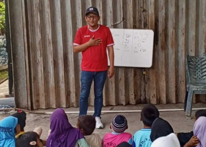 Perjuangan IPI Lahat Dirikan Rumah Belajar untuk Puluhan Anak Pemulung yang Belum Bisa Membaca