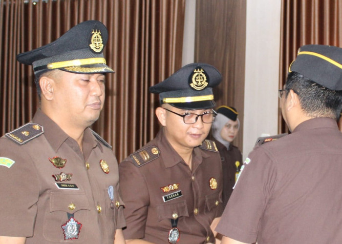 Kajari Lubuk Linggau Lantik Dua Pejabat Baru, Perkuat Kinerja dan Pelayanan Hukum