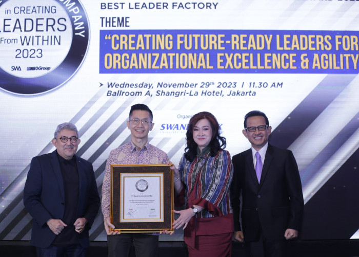 PRESTASI! BCA Raih Indonesia Best Company in Creating Leaders from Within 2023