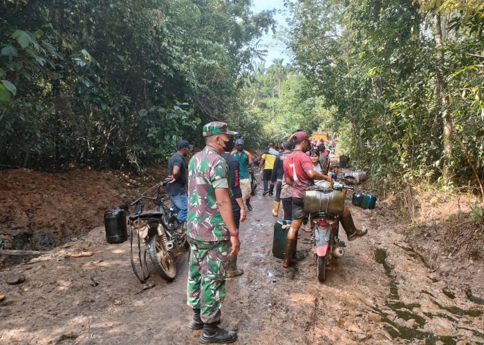Penambang Minyak Ilegal di Sumsel Sulit Diatasi, Kementerian ESDM: Lokasinya Berada di Tengah Hutan 