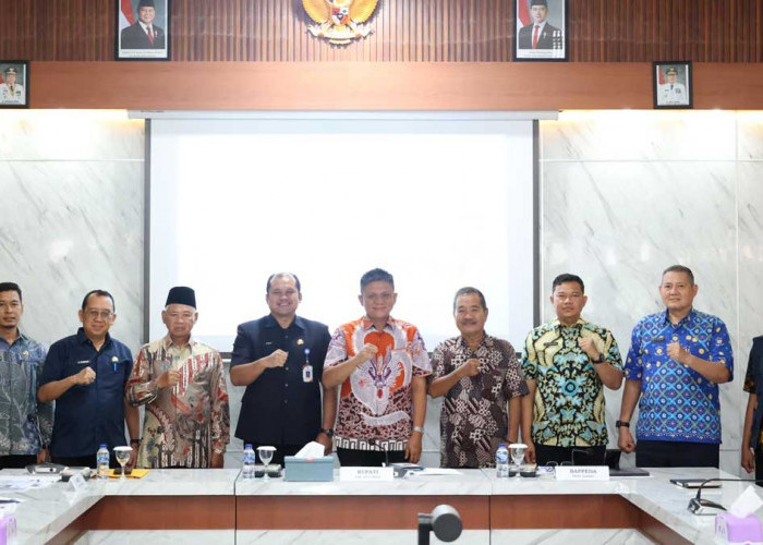 Reformasi Pelayanan Publik: OKU Timur Permudah Izin Usaha dan Akses Infrastruktur