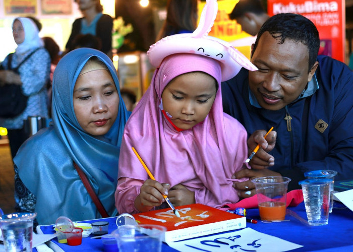 Aktivitas Seru Hingga Cek Kesehatan Gratis Hadir di Akhir Pekan Festival Kota Lama Semarang 2023