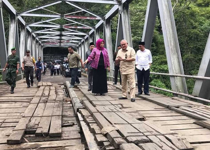 Warisan Sumsel Gemilang, Perjalanan Karier Alex Noerdin dari Musi Banyuasin hingga Gubernur