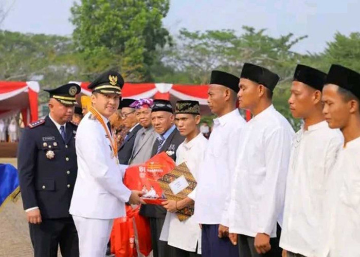 684 Warga Binaan Lapas Tanjung Raja Terima Remisi HUT ke-81 RI: Bupati Panca Serahkan SK Secara Simbolis
