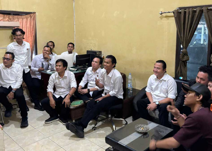 Sambut Positif Undangan Kapolres, Ini Alasan Elemen Mahasiswa OI Betah Nongkrong Bareng Polisi