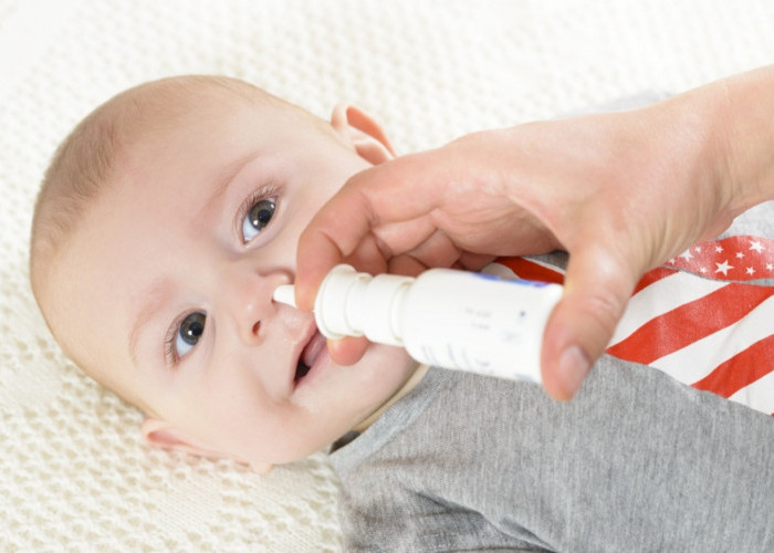 Bunda, Ini Cara Aman Membersihkan Kotoran di Hidung Bayi