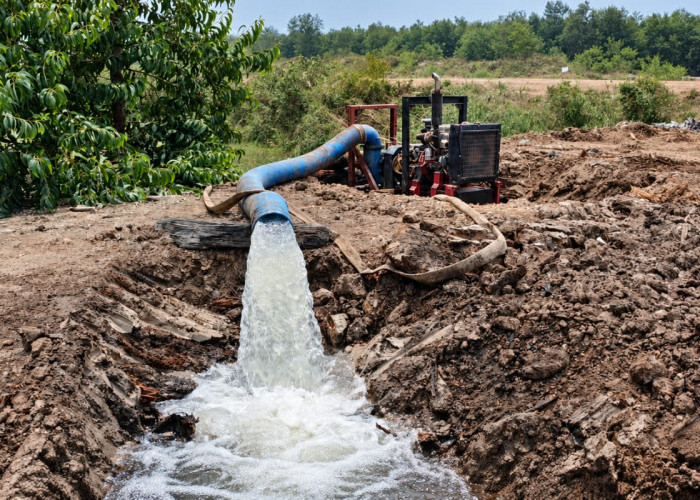 Bikin Kemarau Ketar-Ketir! PT RHM Injeksi Jutaan Liter Air ke Gambut Muba Demi Anti-Karhutla