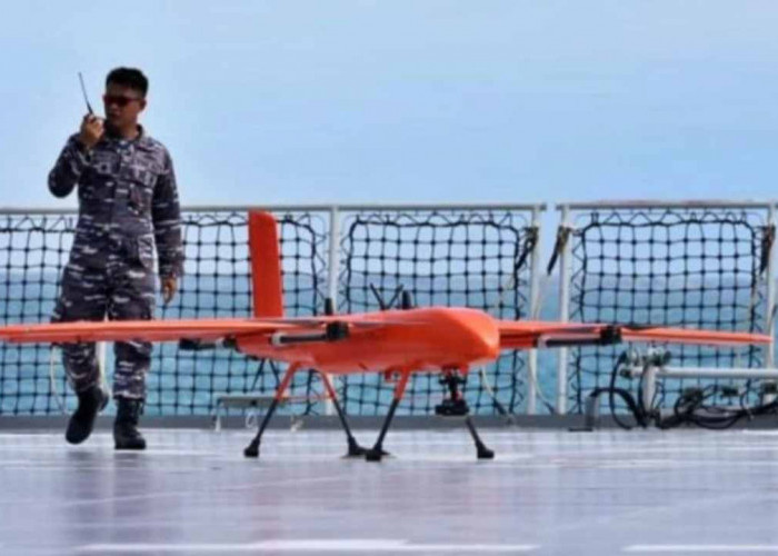 KEREN! TNI AL Uji Drone Canggih VTOL di Atas KRI Semarang 594, Ini Hasilnya