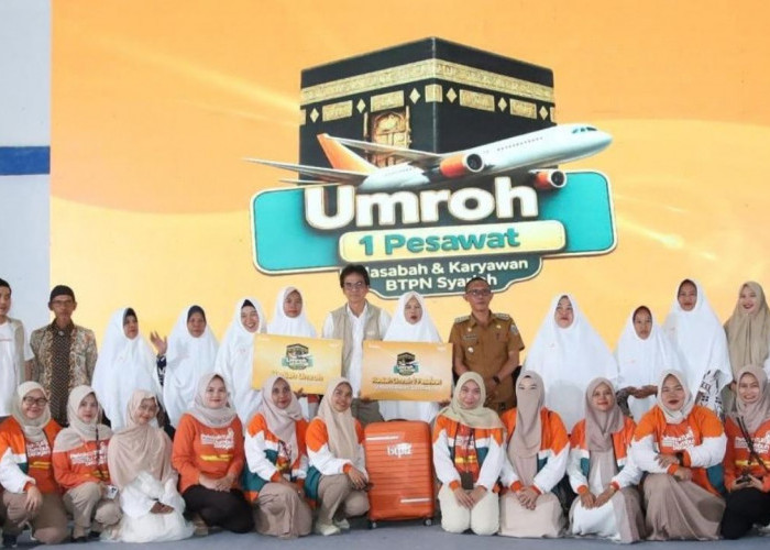 Terapkan Prinsip BDKS, 8 Nasabah dan 1 CO BTPN Syariah di Lahat Berangkat Umrah Gratis!