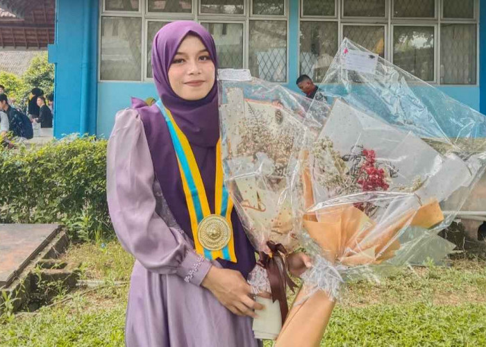 Perjuangan Mahasiswi Cantik dari Unsri Ini Memotivasi, Penuh Lika Liku hingga Akhirnya Sukses Wisuda