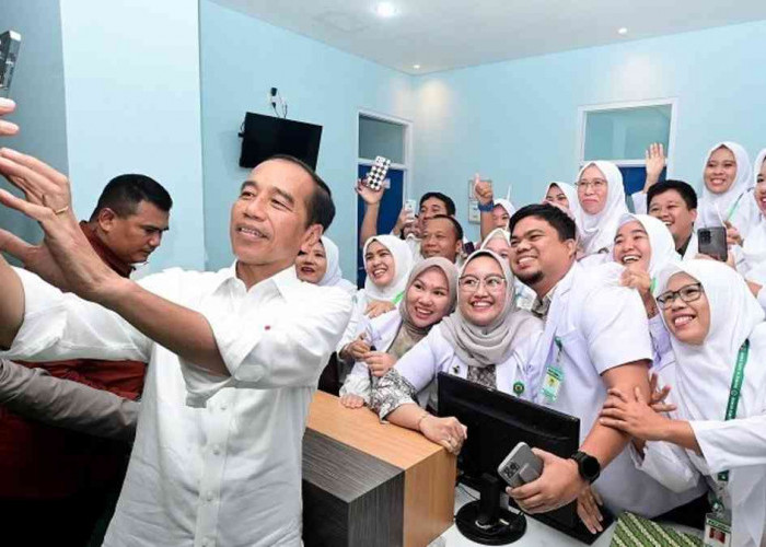Tinjau Pelayanan RSUD dr Sobirin Musi Rawas, Presiden Jokowi Berinteraksi dengan Pasien dan Pengunjung 