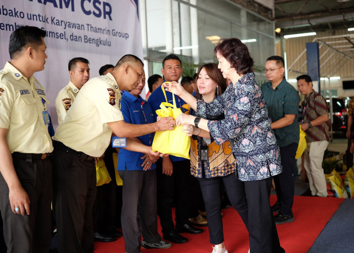 Peduli Karyawan, Pendiri Thamrin Group Berikan 287 Paket Sembako di 3 Lokasi