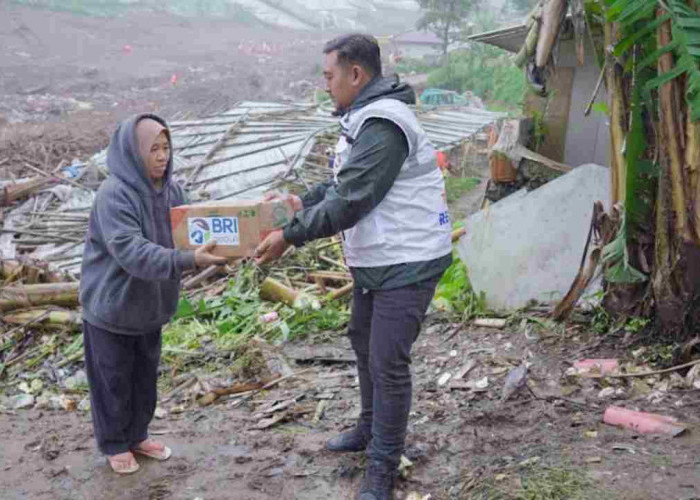 Tanggap Bencana Longsor Cisarua Kabupaten Bandung, BRI Peduli Salurkan Bantuan Bagi Warga Terdampak