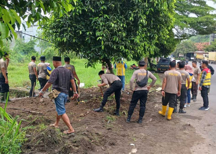 OKU Dikepung Curah Hujan Tinggi, Polres OKU Langsung Luncurkan Gerakan Belida Demi Amankan Warga