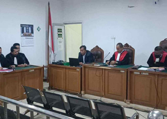 Resmi! Majelis Hakim PN Tipikor Palembang Hentikan Perkara Haji Halim