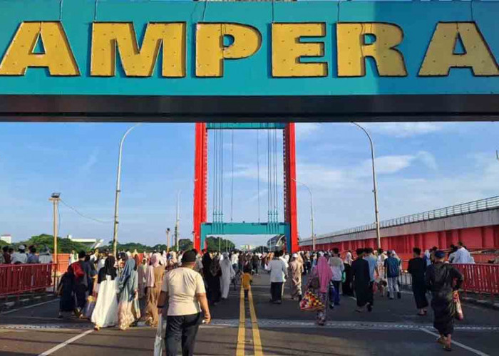 Jembatan Ampera Jadi Spot Ikonik Bagi Wisatawan Ketika Arus Balik Lebaran