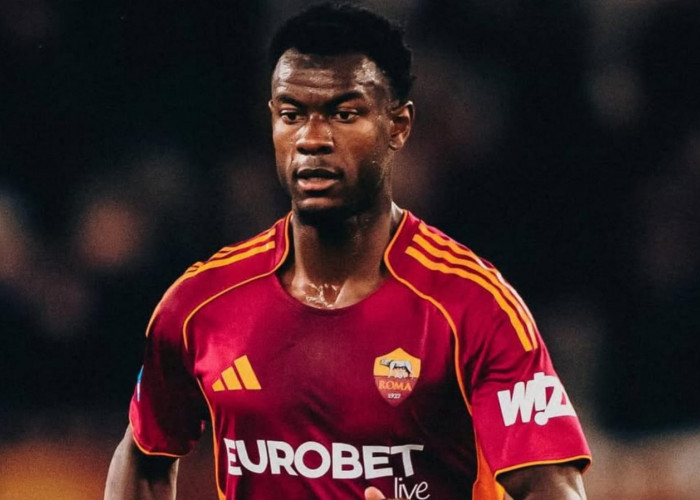 Beberapa Klub Besar Mengincar Pilar Pertahanan Roma