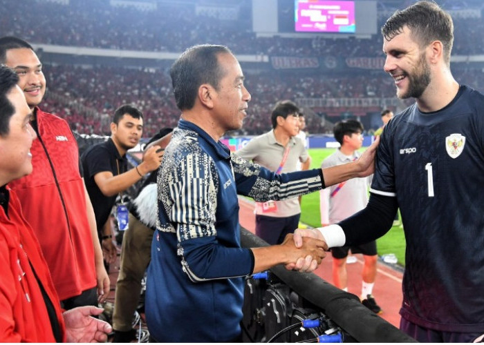 Jokowi Salami Maarten Paes, Presiden Apresiasi Perjuangan Timnas Indonesia Tahan Imbang Australia 0-0