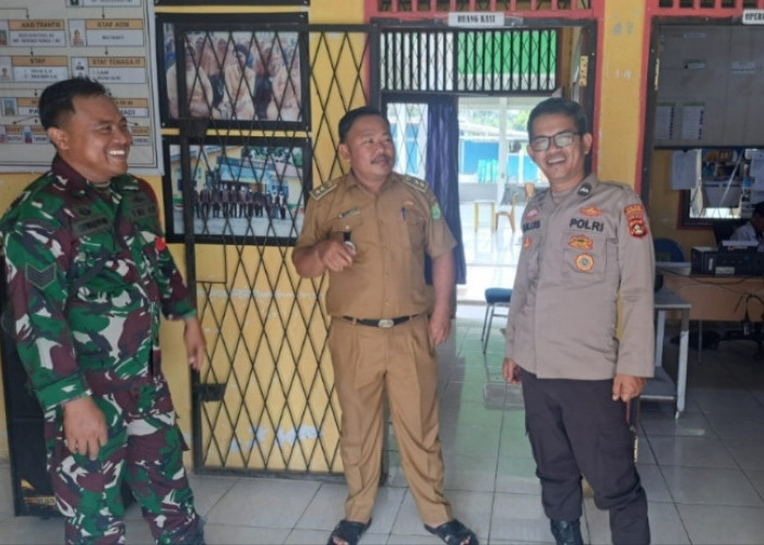 Lewat Patroli Bersama, Kanit Binmas Polsek Sanga Desa dan Babinsa Perkuat Sinergitas Tiga Pilar