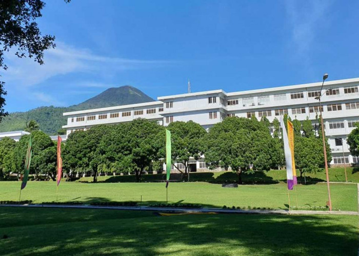Gak Ada Lawan! PTS Mendominasi, Ini 11 Universitas Terbaik di Manado versi UniRank 2023, PTN Bagaimana?