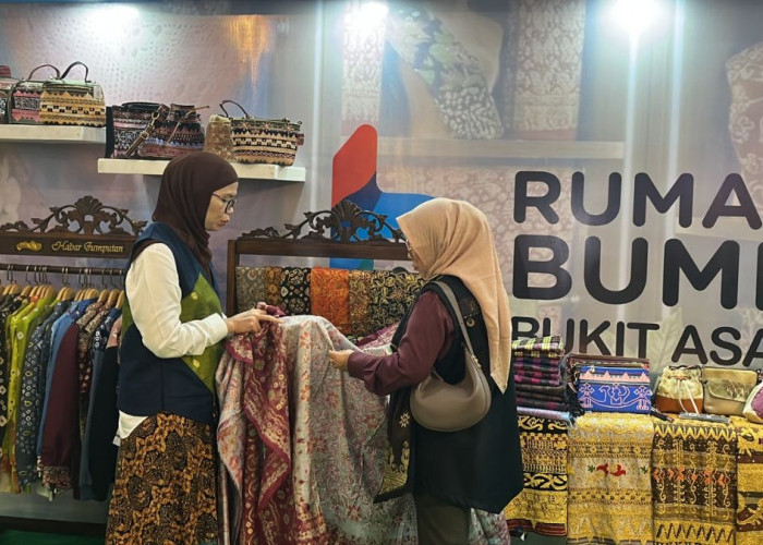 Dorong UMKM Naik Kelas, PTBA Boyong Produk Binaan Tembus Pasar Global di INACRAFT 2026