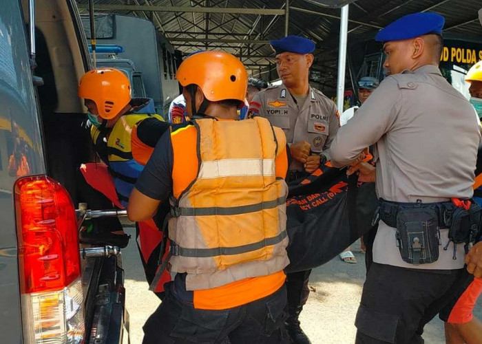 Tabrakan Speed Boat Vs Jukung di Sungai Musi, 1 WNA Tiongkok Tenggelam