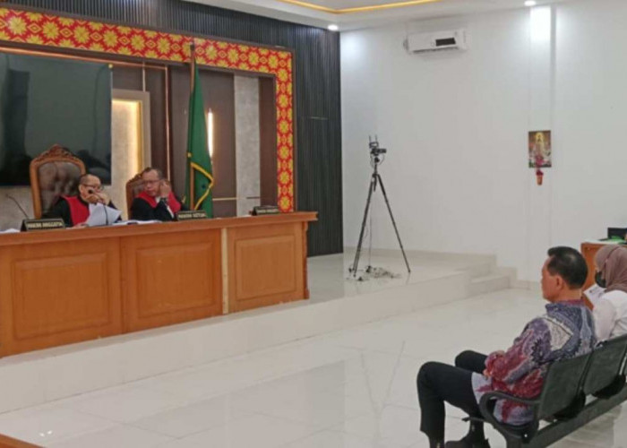 Kasus Dugaan Suap Smartboard Muara Enim, Bupati Muara Enim Nonaktif Mulai Diadili