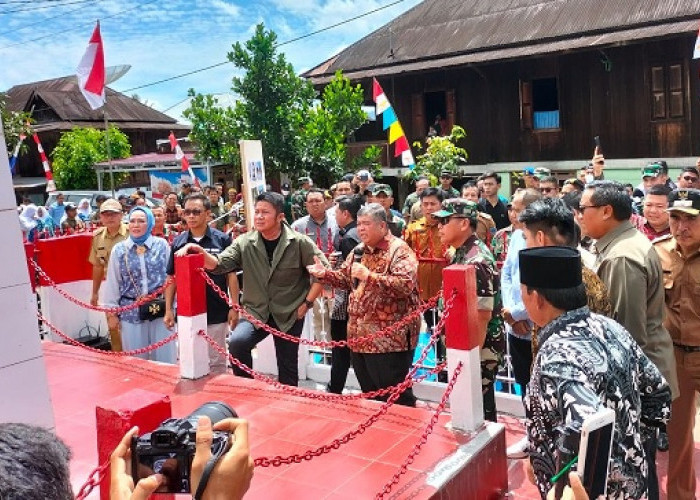 Gubernur Herman Deru Resmikan Monumen Perjuangan Rakyat Tanjung Sakti 