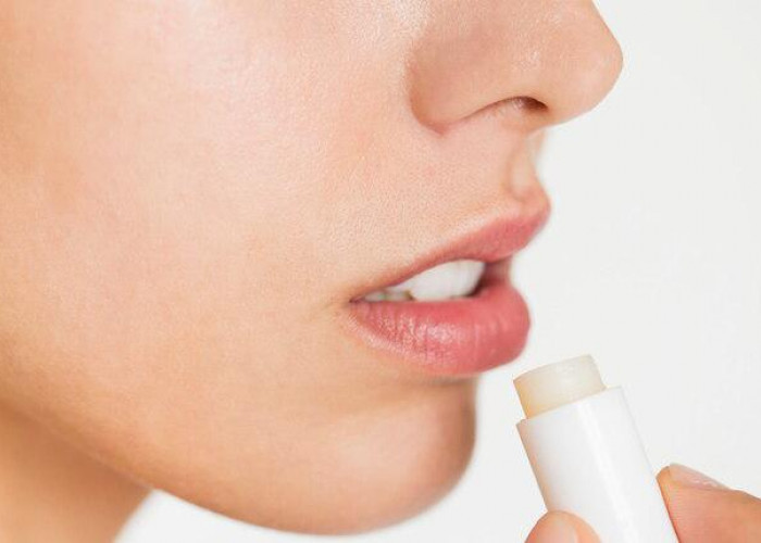 7 Merk Lip Balm yang Wajib Kamu Punya! Bikin Lembap Mampu Menghidrasi Agar Bibir Tidak Pecah-pecah