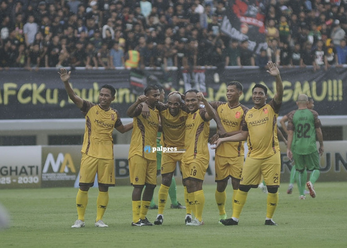 Big Match Reuni Legend Sriwijaya FC, Saat Legenda Kembali Bermain, Antusiasme Para Penonton Tetap Sama di GSJ 