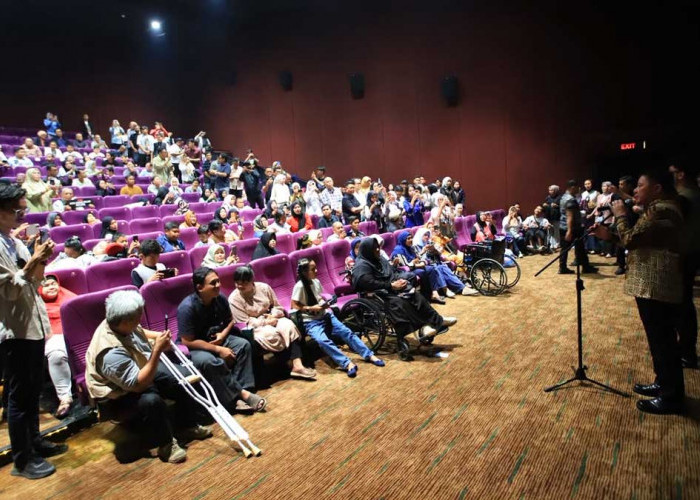 Momen Gubernur Herman Deru Didaulat Jadi 'Ayah Anak Istimewa' Jelang Tayang Perdana Film Istimewa